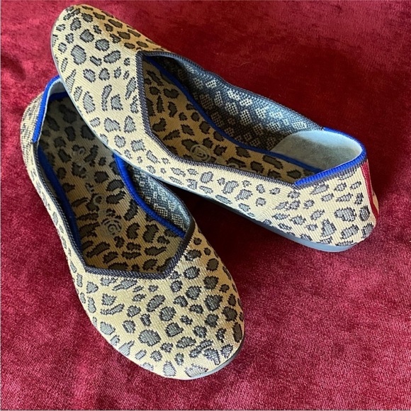 Rothy's The Flat in Spotted retired style leopard print office carrier wear - Picture 1 of 16